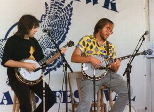 Bela Fleck, left, and Tony Trischka, 1992 Winterhawk Bluegrass Festival. Photo © Copyright 1992 Stephen Ide